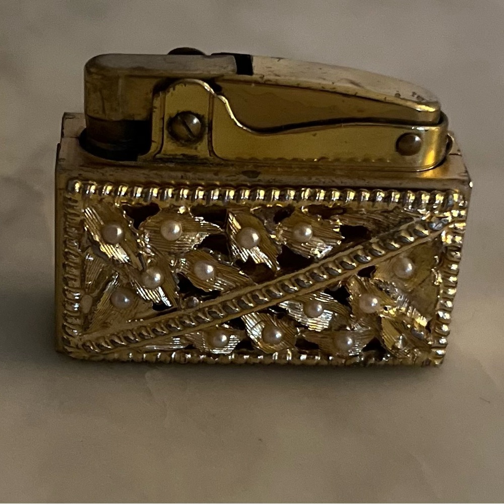 Vintage Gold tone Pearl Embellished Lighter, Lester made in Japan